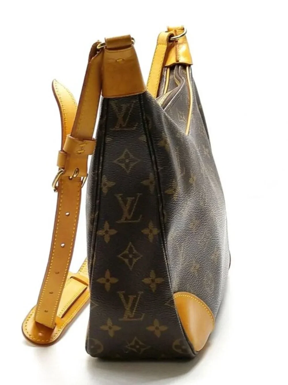 Authentic Louis Vuitton Boulogne 30 Monogram Canvas Shoulder Bag